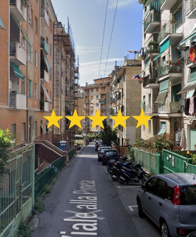 5 rooms Apartment in Genoa, Italy No. 187048