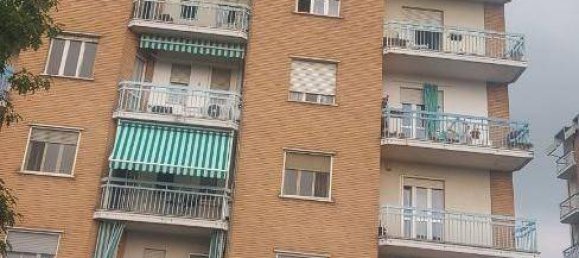 1 bedroom Apartment in Volpiano, Italy No. 331538 3