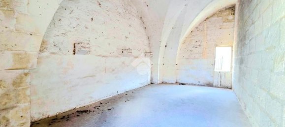 3 rooms House in Sava, Italy No. 143999 8