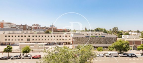 Apartamento de 4 dormitorios en Madrid, Spain No. 152588 31