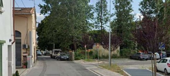 5 غرف نوم شقة في Pistoia, Italy رقم 344127 22