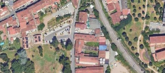 5 غرف نوم شقة في Pistoia, Italy رقم 344127 26