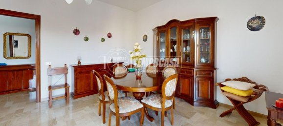 4-salle Appartement à Bari, Italy No. 11651 22