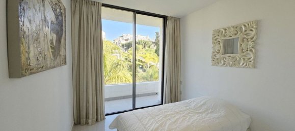 3 bedrooms Duplex in Estepona, Spain No. 119701 8