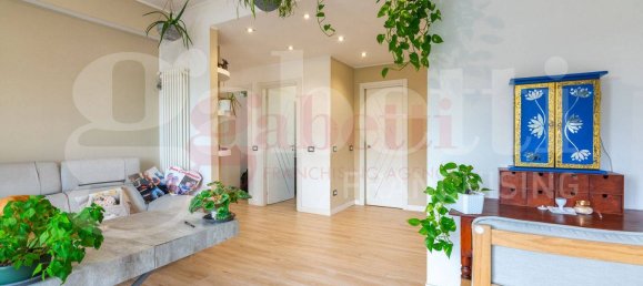 Apartamento de 2 dormitorios en Milan, Italy No. 247046 4