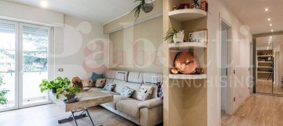 Apartamento de 2 dormitorios en Milan, Italy No. 247046 3