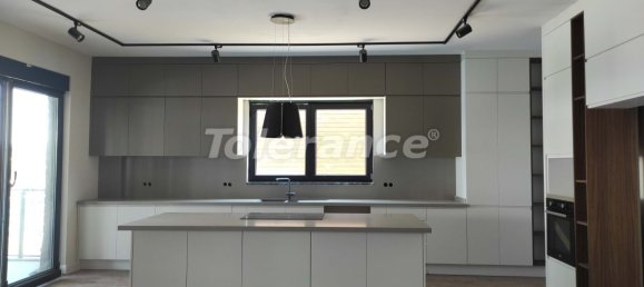 Villa de 4+1 en Antalya, Turkey No. 766 12