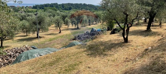 6600m² Land in Moniga del Garda, Italy No. 371648 9