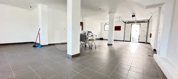 87m² Garage in Almada, Portugal No. 73138 8