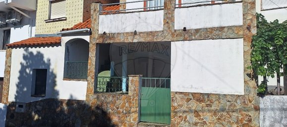 3 Schlafzimmer Haus in Sarnadas de Sao Simao, Portugal, Nr. 43853 10