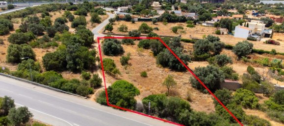 2055m² Land in Loule, Portugal No. 37653 26