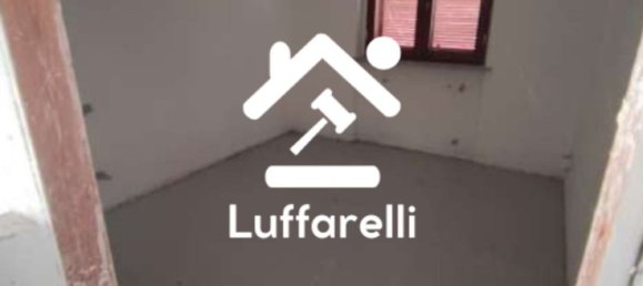 Дом с 7 комнатами в Ронкаро, Италия № 7652 32