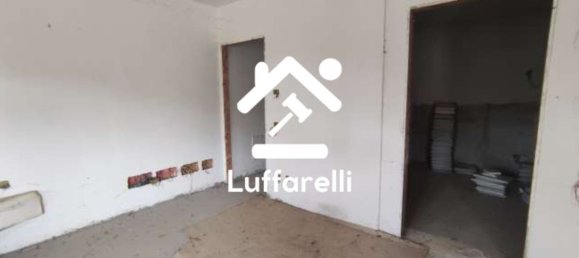 Дом с 7 комнатами в Ронкаро, Италия № 7652 31