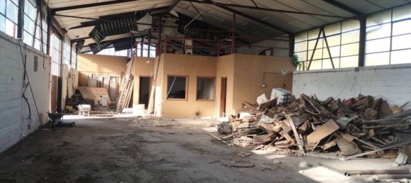 5-salle Entrepôt à Mantua, Italy No. 314656 2