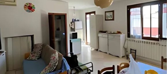 6-Zimmer Wohnung in Trepuzzi, Italy, Nr. 41953 4