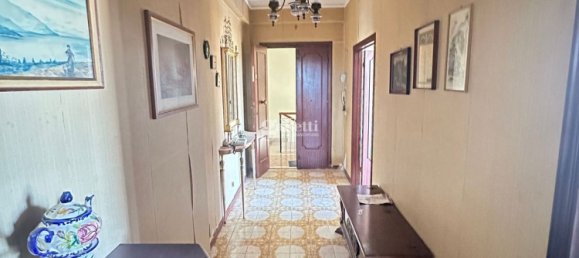 Apartamento T4 em Grosseto, Italy N.º 335530 2