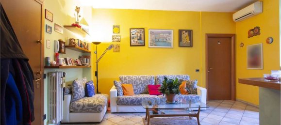 Квартира с 3 комнатами в Варедо, Италия № 334546 7