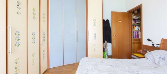 Квартира с 3 комнатами в Варедо, Италия № 334546 21