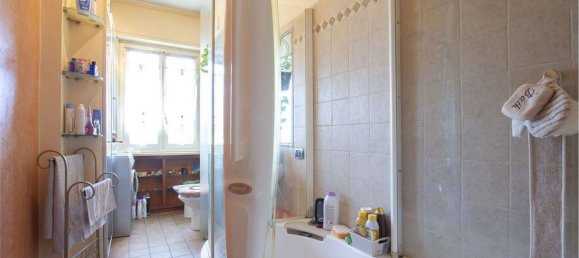 Квартира с 3 комнатами в Варедо, Италия № 334546 15