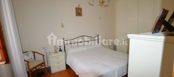 4 bedrooms Apartment in Jesi, Italy No. 78240 4