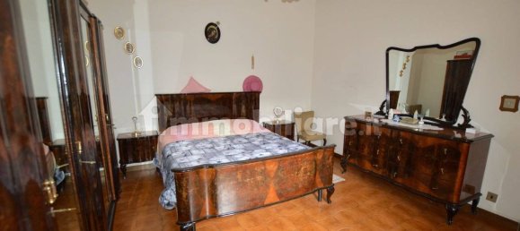 4 bedrooms Apartment in Jesi, Italy No. 78240 11