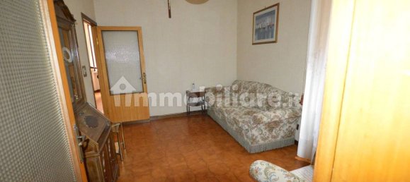 4 bedrooms Apartment in Jesi, Italy No. 78240 10