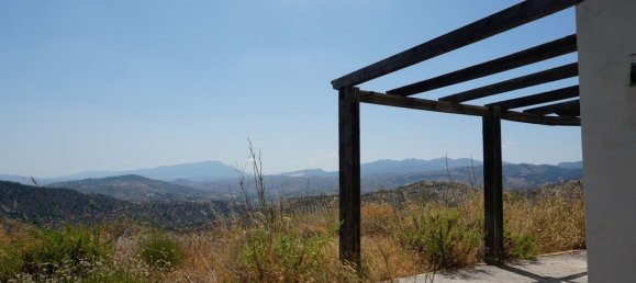 Casa de 3 dormitorios en Yunquera, Spain No. 53258 3