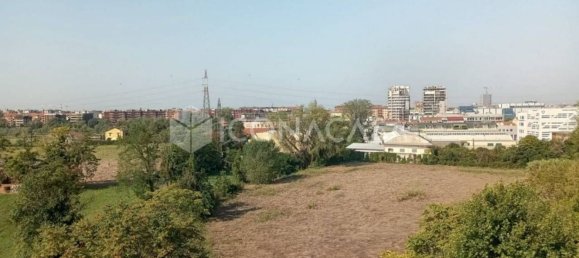 2 Schlafzimmer Wohnung in Milan, Italy, Nr. 364993 4