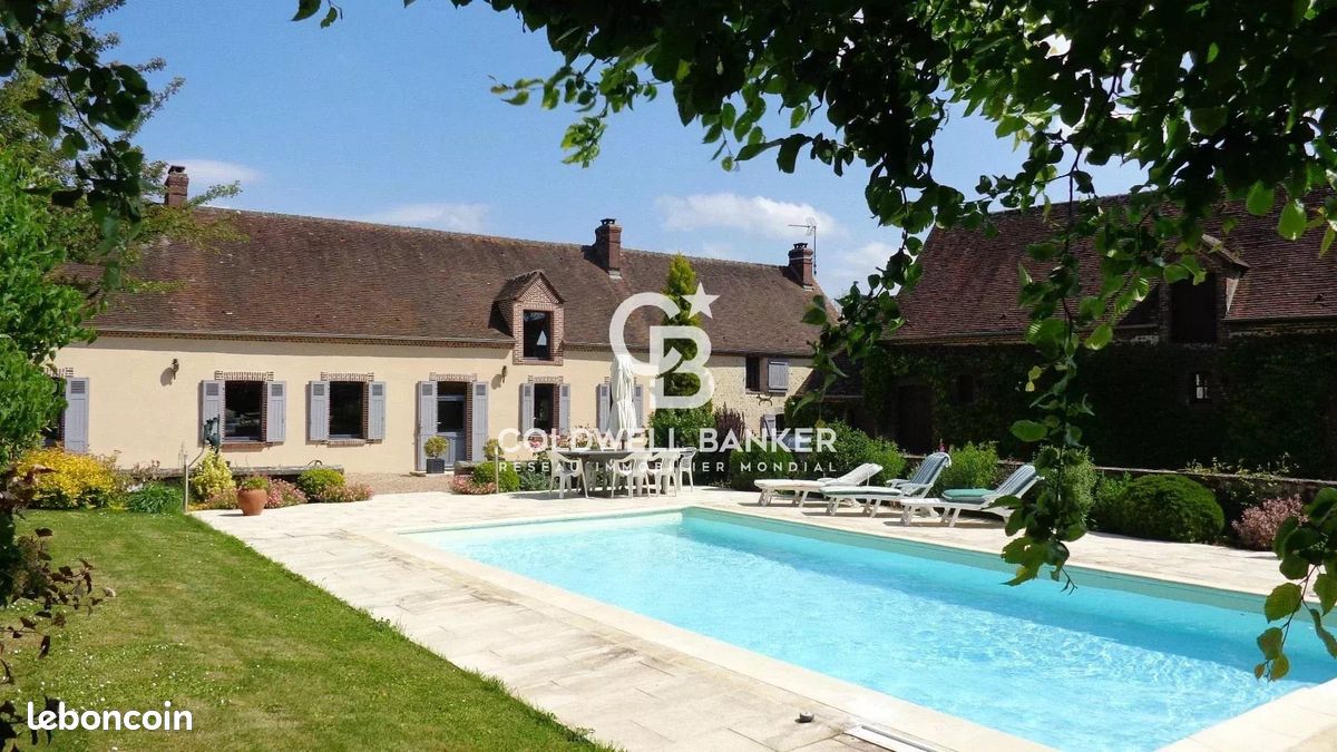 4 bedrooms Castles in Mortagne-au-Perche, France No. 356440