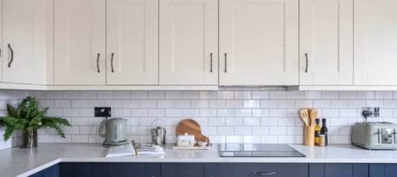 3 bedrooms House in Cranleigh, United Kingdom No. 3412 6