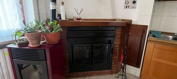 3غرفة منزل في Montefalcone di Val Fortore, Italy رقم 255387 2