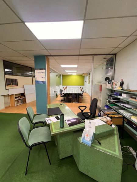 Propiedad comercial en Badalona, Spain 200 m² No. 229753