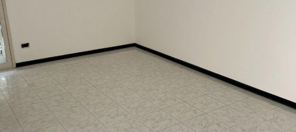 4 rooms Apartment in Paternò, Italy No. 259729 4