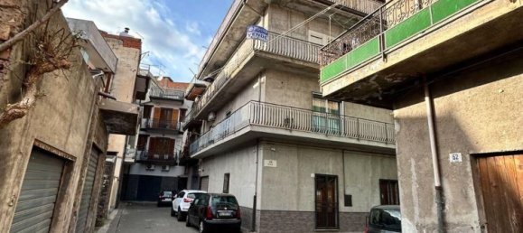 4 rooms Apartment in Paternò, Italy No. 259729 26