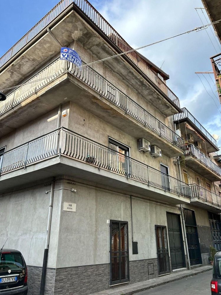 4 rooms Apartment in Paternò, Italy No. 259729