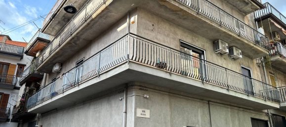 4 rooms Apartment in Paternò, Italy No. 259729 23