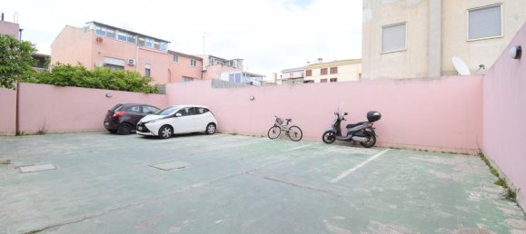 3-salle Appartement à Selargius, Italy No. 16082 51