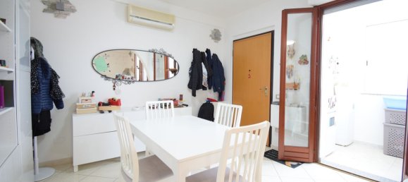 3-salle Appartement à Selargius, Italy No. 16082 3