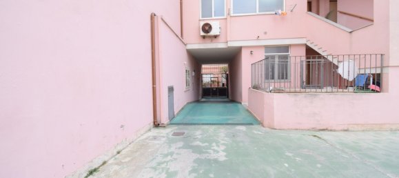 3-salle Appartement à Selargius, Italy No. 16082 26