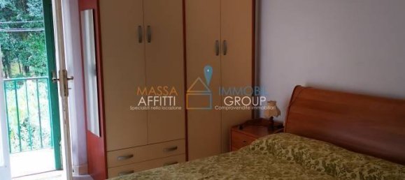 2 bedrooms House in Massa, Italy No. 215079 8