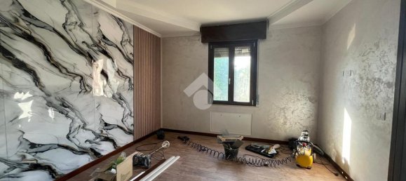 2 bedrooms Apartment in Mantua, Italy No. 245606 5