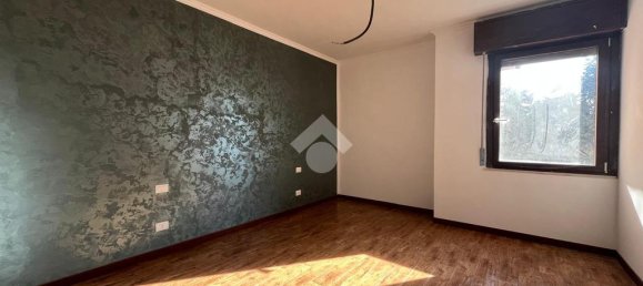 2 bedrooms Apartment in Mantua, Italy No. 245606 13