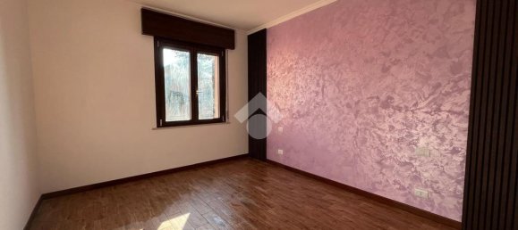 2 bedrooms Apartment in Mantua, Italy No. 245606 10