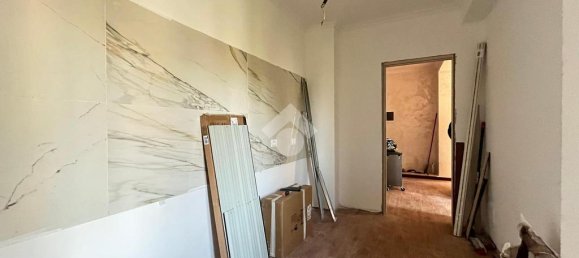 2 bedrooms Apartment in Mantua, Italy No. 245606 9