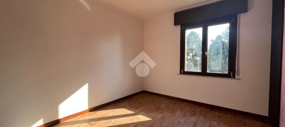 2 bedrooms Apartment in Mantua, Italy No. 245606 12
