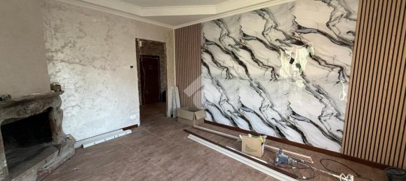 2 bedrooms Apartment in Mantua, Italy No. 245606 3