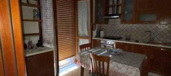 5 bedrooms Apartment in Catanzaro, Italy No. 375519 8