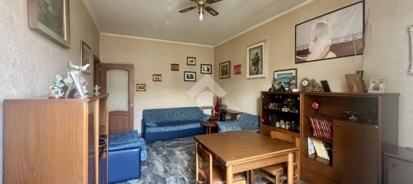 2 bedrooms Apartment in Turin, Italy No. 272024 5