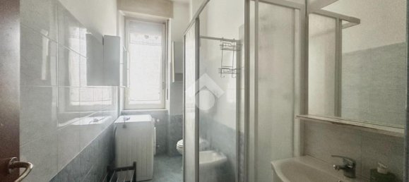 2 bedrooms Apartment in Turin, Italy No. 272024 16