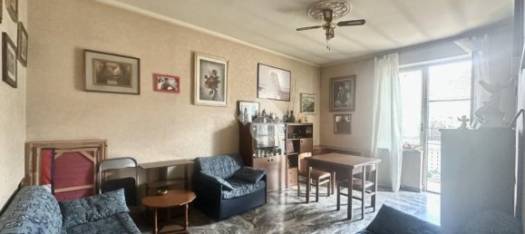 2 bedrooms Apartment in Turin, Italy No. 272024 2